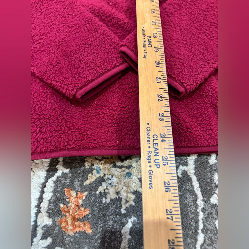 NWOT Duluth Women's Softmore Fleece Crewneck Pullover Wine Size‎ Large - Picture 5 of 5